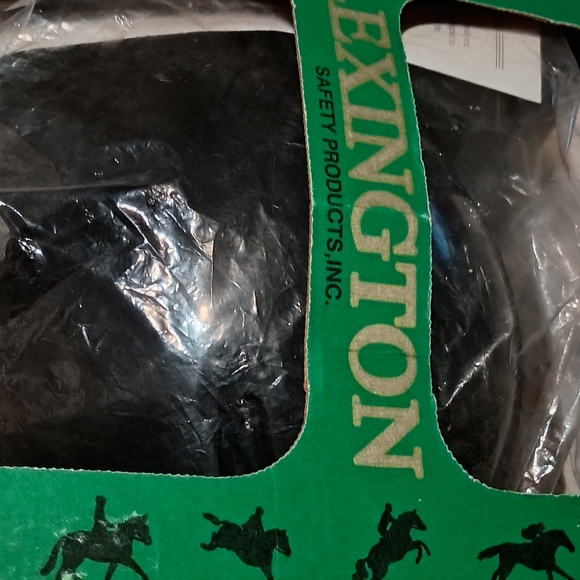 New Lexington Lidlocker Equestrian Helmet Black Size Medium Horse Riding - Picture 2 of 7